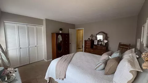 Bedroom - 1507 5th Ave NW, Austin, MN 55912 photo 5 of 6