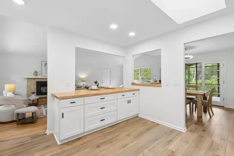 Kitchen - 24850 Amlee Rd, Shorewood, MN 55331 photo 4 of 4