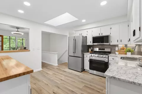 Kitchen - 24850 Amlee Rd, Shorewood, MN 55331 photo 2 of 4