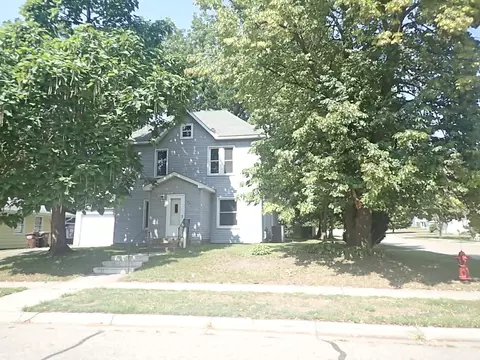Exterior - 201 3rd St NW, Buffalo, MN 55313 photo 5 of 6