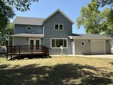 423 12th St N, Breckenridge, MN 56520