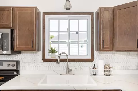 Kitchen - 613 5th St E, Horace, ND 58047 photo 5 of 5