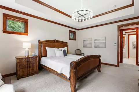 Bedroom - 2180 Crestview Dr, Excelsior, MN 55331 photo 2 of 7