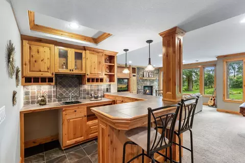 Kitchen - 2180 Crestview Dr, Excelsior, MN 55331 photo 6 of 6