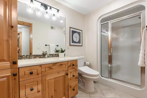 Bath - 2180 Crestview Dr, Excelsior, MN 55331 photo 5 of 7