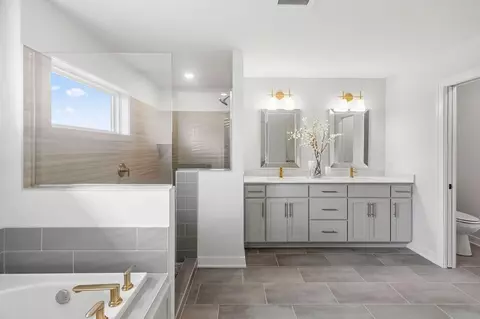 Bath - 14342 Acer Ave, Rosemount, MN 55068 photo 1 of 4