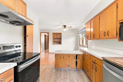 Kitchen - 838 37th Ave N, Saint Cloud, MN 56303 photo 2 of 3