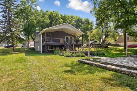 Exterior - 1052 Miller Ave, Windom, MN 56101 photo 7 of 14