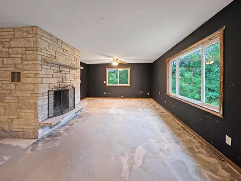 Living - 6340 Waterside Dr, Garrison, MN 56450 photo 5 of 8