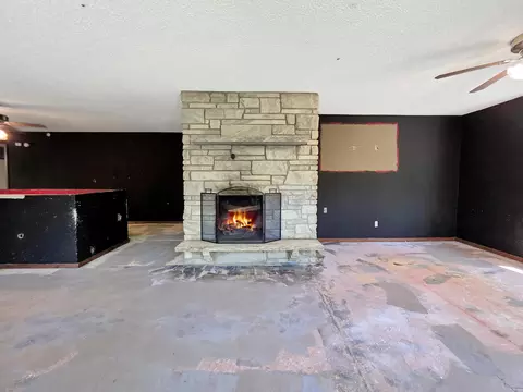 Living - 6340 Waterside Dr, Garrison, MN 56450 photo 6 of 8