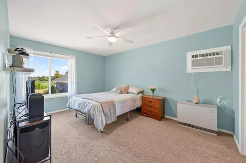 Bedroom - 10620 Cain Rd, Rogers, MN 55374 photo 6 of 10