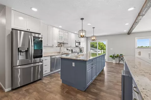 Kitchen - 10620 Cain Rd, Rogers, MN 55374 photo 3 of 7