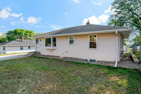 407 12th Ave S, South Saint Paul, MN 55075