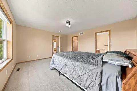 Bedroom - 563 Summit Ave, Dundas, MN 55019 photo 6 of 6