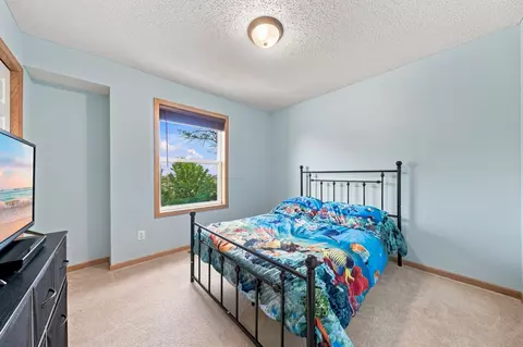 Bedroom - 563 Summit Ave, Dundas, MN 55019 photo 4 of 6