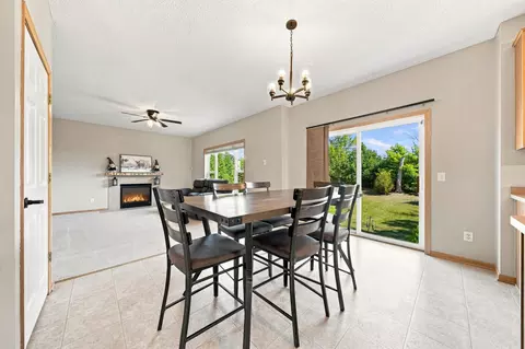 Dining - 563 Summit Ave, Dundas, MN 55019 photo 4 of 5