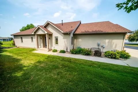 2862 Century Ct NE, Rochester, MN 55906