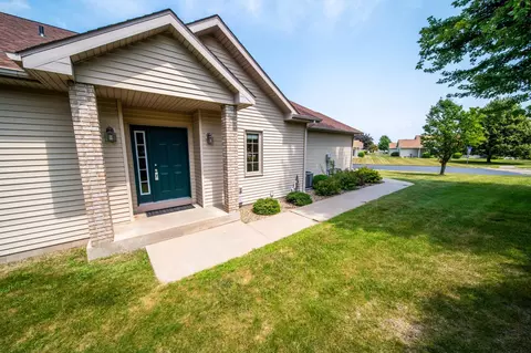 2862 Century Ct NE, Rochester, MN 55906
