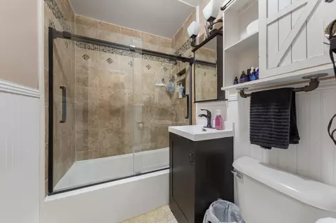 Bath - 418 Prairie Ave, Faribault, MN 55021 photo 1 of 1