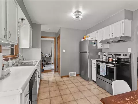 Kitchen - 1309 S 7th St, Brainerd, MN 56401 photo 3 of 3