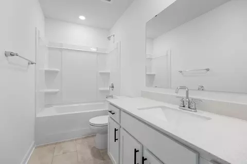 Bath - 3524 Trails End Cir, Eagan, MN 55123 photo 2 of 2