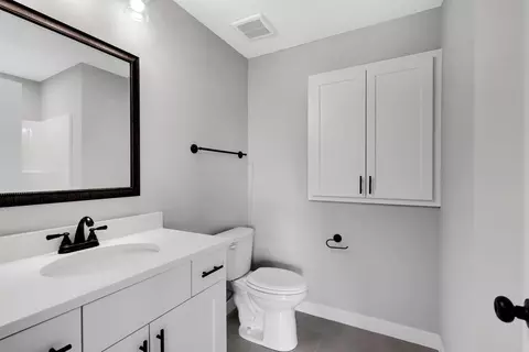 Bath - 1280 136th Cir E, Rosemount, MN 55068 photo 2 of 4