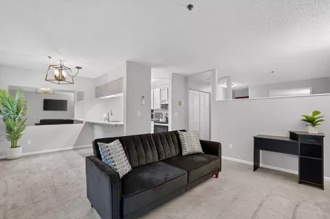 2170 Ridge Dr #14, Saint Louis Park, MN 55416