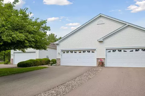 18716 Kalmar Ct, Lakeville, MN 55044