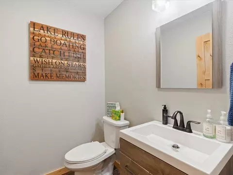 Bath - 3641 Ford Dr NW, Hackensack, MN 56452 photo 1 of 5