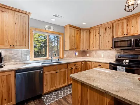 Kitchen - 3641 Ford Dr NW, Hackensack, MN 56452 photo 2 of 6