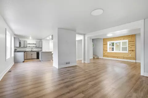 Living - 618 N 8th St, Brainerd, MN 56401 photo 3 of 4