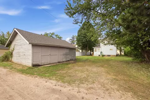 Exterior - 618 N 8th St, Brainerd, MN 56401 photo 3 of 5