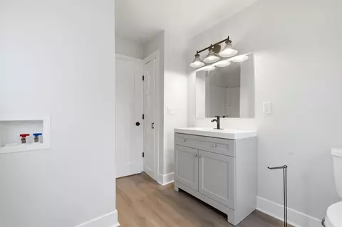 Bath - 618 N 8th St, Brainerd, MN 56401 photo 1 of 4
