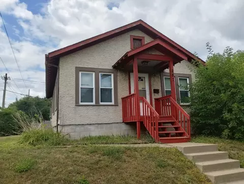 287 Duke St, Saint Paul, MN 55102