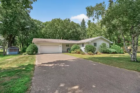 38954 10th Ave, North Branch, MN 55056