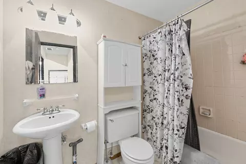 Bath - 3420 15th St N, Saint Cloud, MN 56303 photo 1 of 1