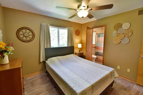 Bedroom - 6319 Laurel Rd, Saint Cloud, MN 56303 photo 2 of 5