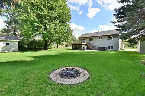 Exterior - 6319 Laurel Rd, Saint Cloud, MN 56303 photo 6 of 7