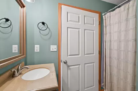 Bath - 2052 Cobblestone Dr, Cologne, MN 55322 photo 7 of 7