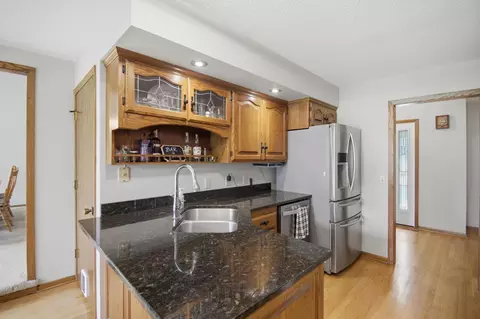 Kitchen - 2000 9th St SW, Austin, MN 55912 photo 2 of 3