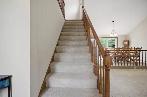 Entry Way - 2000 9th St SW, Austin, MN 55912 photo 4 of 4