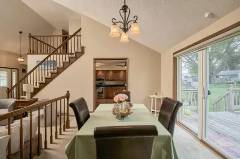 Dining - 2000 9th St SW, Austin, MN 55912 photo 2 of 3