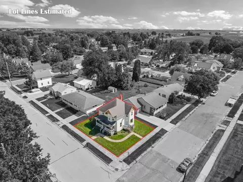 View/Area - 304 E Jefferson St, Caledonia, MN 55921 photo 1 of 4