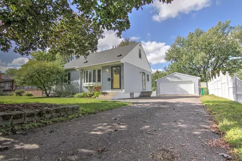 5619 Vera Cruz Ave N, Crystal, MN 55429