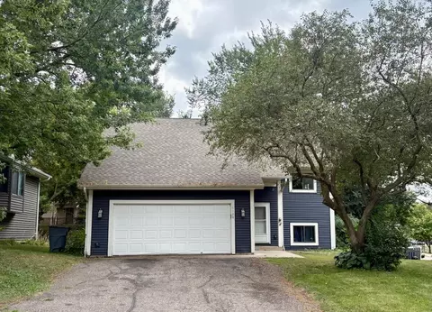 1128 Fox Run Rd, Waconia, MN 55387