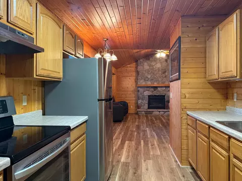 Kitchen - 39395 Twilight Rd, Onamia, MN 56359 photo 4 of 5