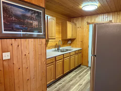 Kitchen - 39395 Twilight Rd, Onamia, MN 56359 photo 2 of 5