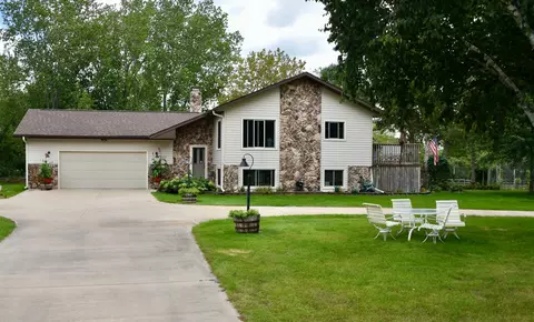 Exterior - 6992 43rd Ave SE, Saint Cloud, MN 56304 photo 4 of 18