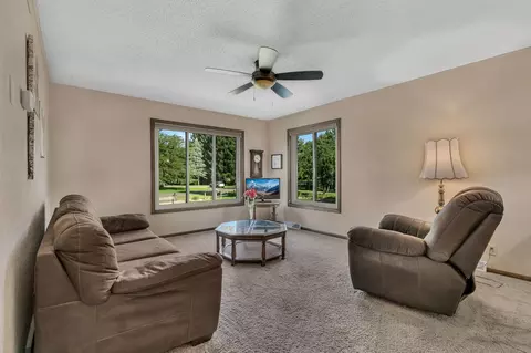 Living - 6992 43rd Ave SE, Saint Cloud, MN 56304 photo 4 of 10