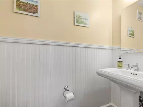 Bath - 309 Bluff Ave, Brainerd, MN 56401 photo 4 of 4